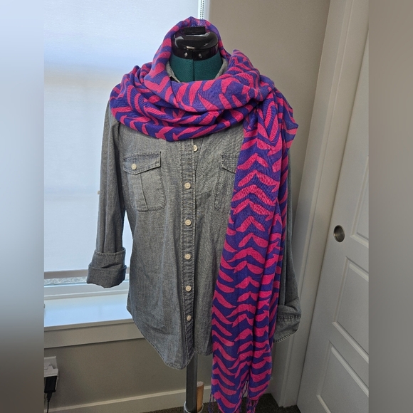 LILLY PULITZER I GOT LUCKY POP PINK SILK CASHMERE SCARF FRINGE ENDS WOMEN OS - Picture 8 of 13